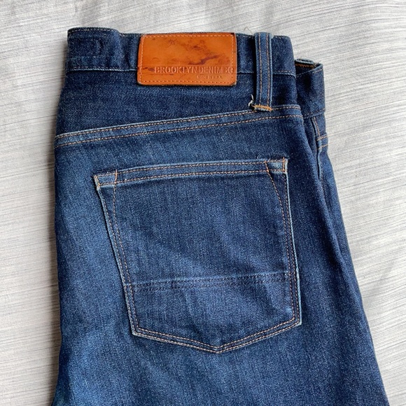 Jeans - Picture 2 of 3